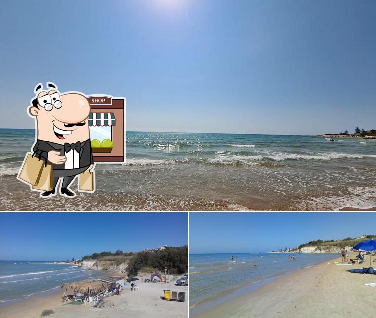 Puoi goderti l'aria fresca da seduto all'esterno di La Spiaggetta
