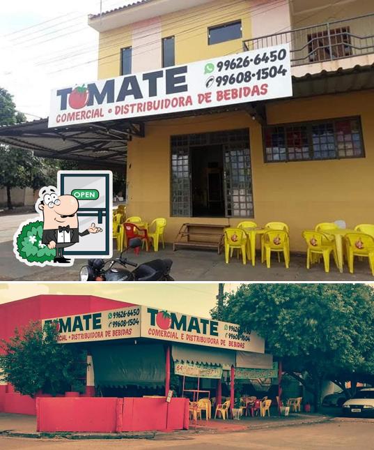 Veja imagens do exterior do Tomate Bar e Coveniência