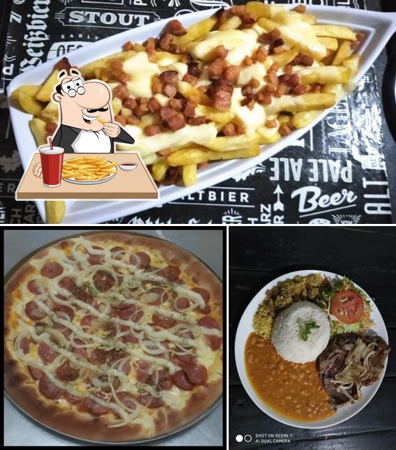 Peça fritas no Anexo Retrô Pizzaria e Hamburgueria