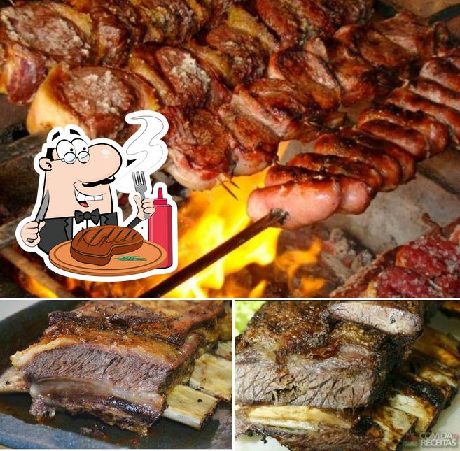 Peça pratos de carne no Bar Da Costela