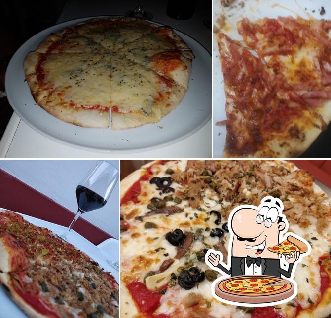 At Pizzeria Michelangelo, you can order pizza