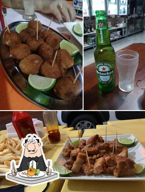 A imagem do Bar do Português’s comida e cerveja