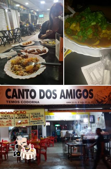 Confira a imagem mostrando comida e interior no Bar Snooker Canto dos Amigos