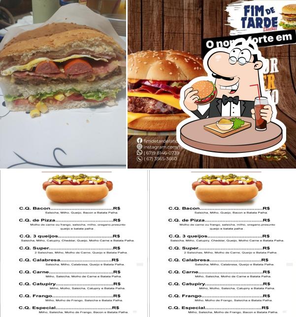 Hambúrguer em Fim de Tarde Lanches