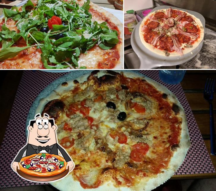 Scegli tra le svariate varianti di pizza