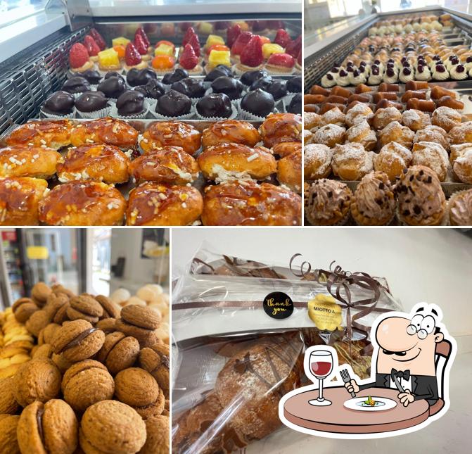 Cibo al MiMi Pasticceria Miotto Caffetteria Torteria