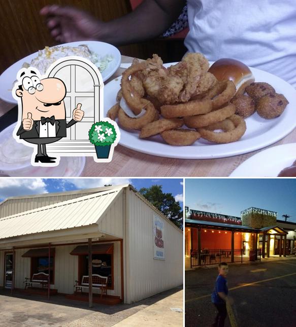 Jenny's Fried Chicken in Kirbyville Fast food menu and reviews