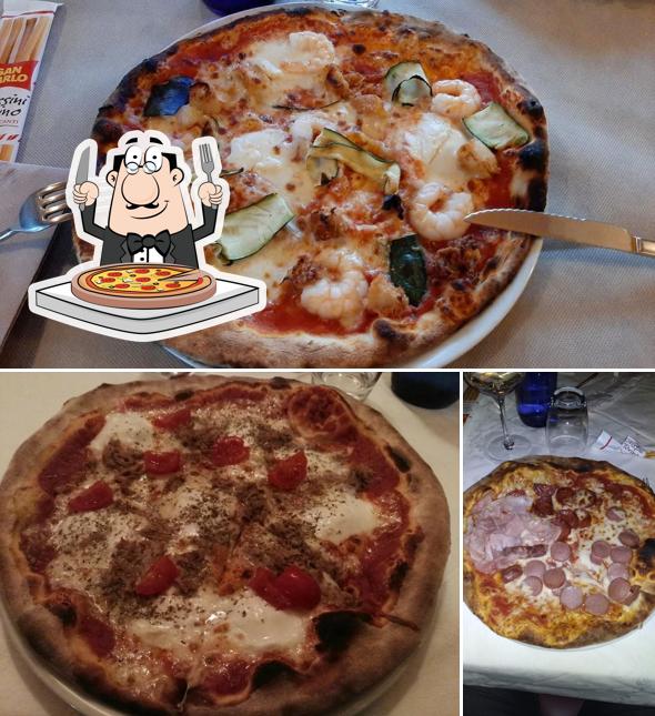 Kostet eine Pizza bei Ristorante Pizzeria Anfora