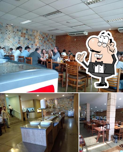 Veja imagens do interior do Restaurante Santa Fé