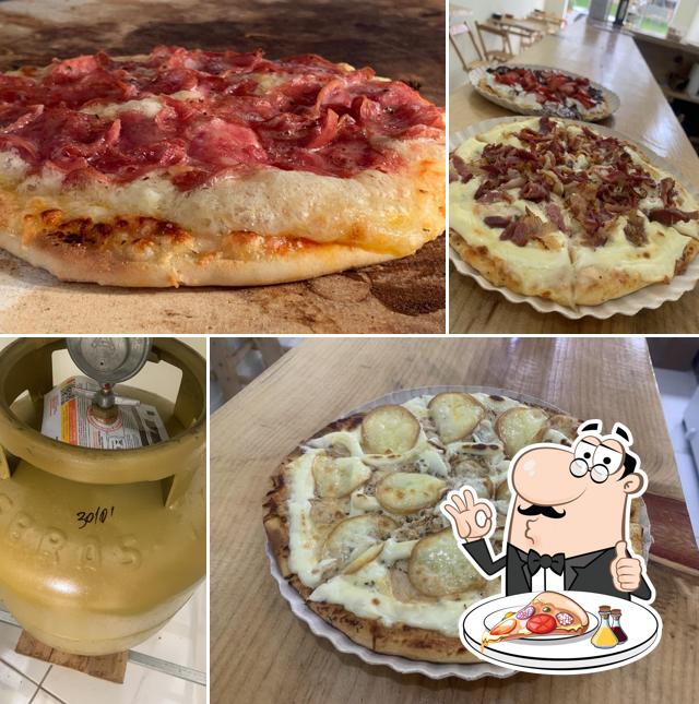 Escolha diversos tipos de pizza