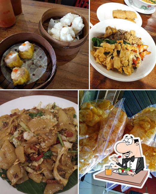 Food at Mangkok Ayam