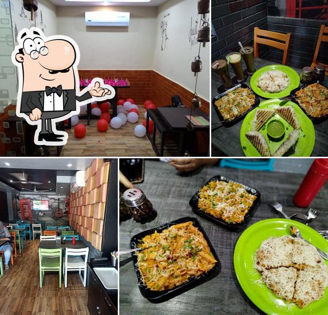 Check out how FoodieZ looks inside