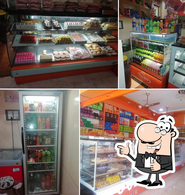 Sri Jai Cakes & Snacks