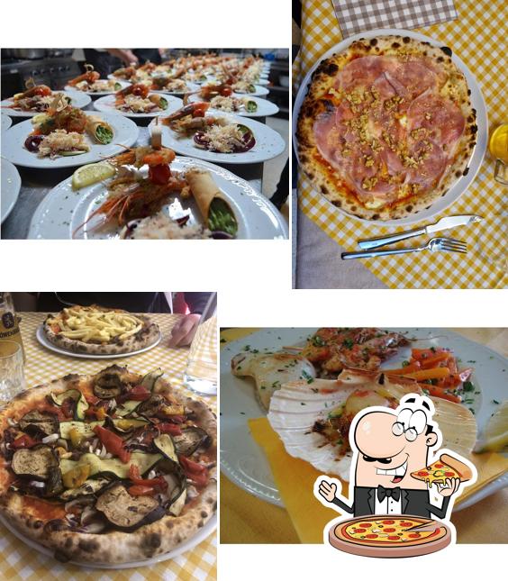 Scegli una pizza a Al Lauro Ristorante Pizzeria