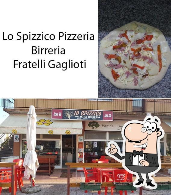 L'extérieur de Lo Spizzico Pizzeria Birreria Fratelli Gaglioti