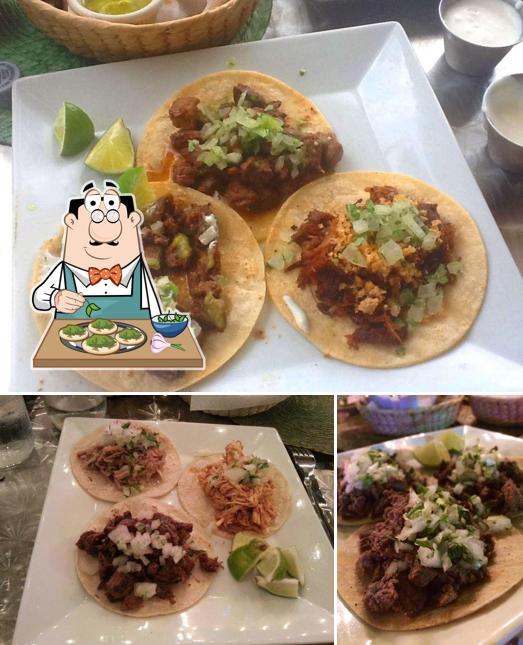 Tacos en MexZican Gourmet