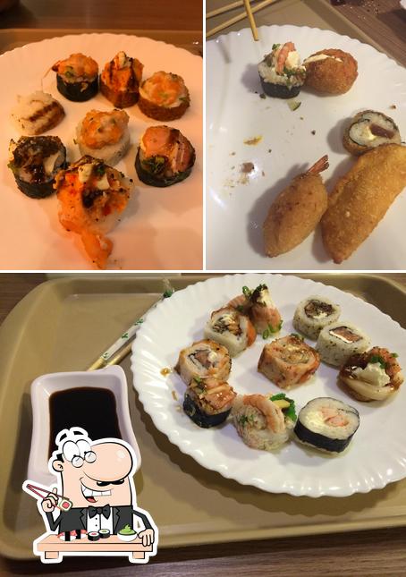 Escolha diferentes opções de sushi