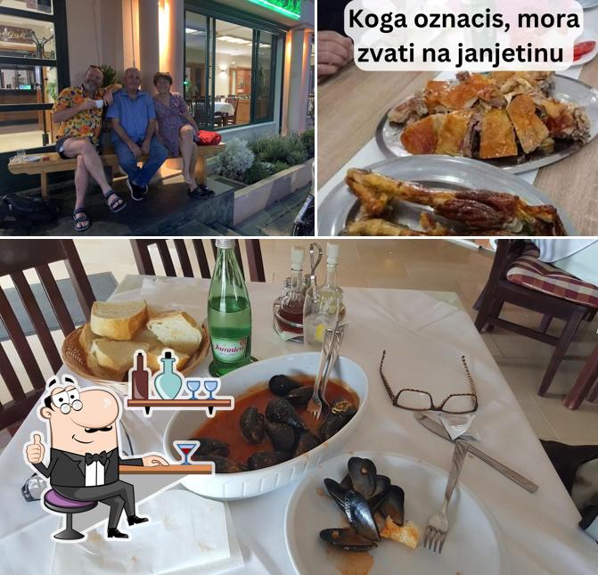 Dai un'occhiata agli interni di Restaurant Veseljak