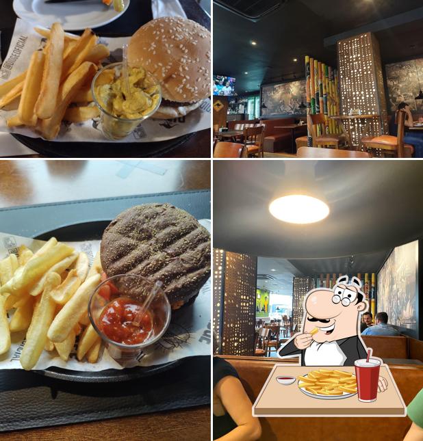 Peça cbatatas fritas francesas no Restaurante Didge Steakhouse Pub - Tubarão
