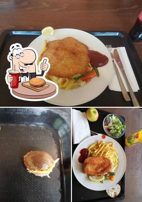 Prenditi un hamburger a Esscube