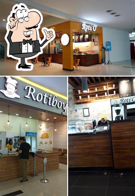 Roti O, Balikpapan, PVQX+773 - Restaurant reviews