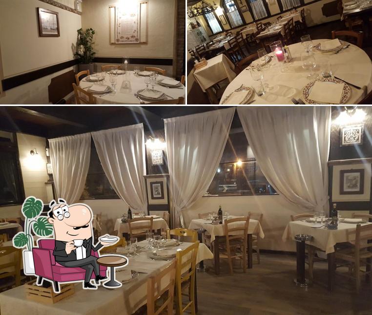Siediti a un tavolo di Osteria Trattoria al Cenacolo