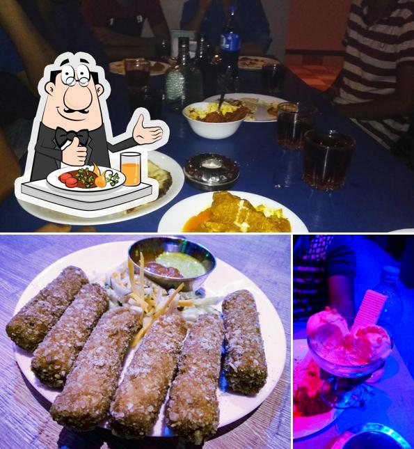 Food at GOLDEN INN