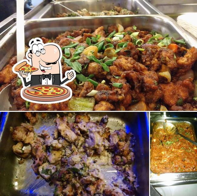Try out pizza at Appu Ghar Express