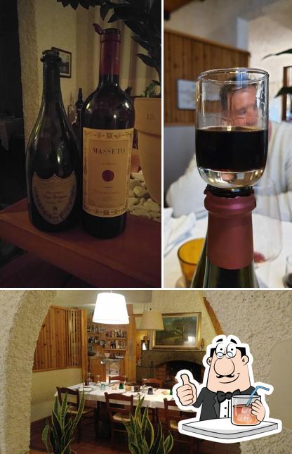 La immagine di bevanda e interni da Ristorante La Capannina
