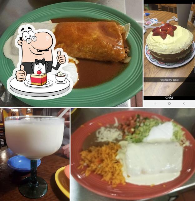 Las Flores Mexican Restaurant offers a number of desserts