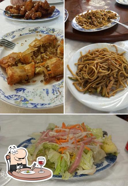Comida en Restaurante Hong Kong