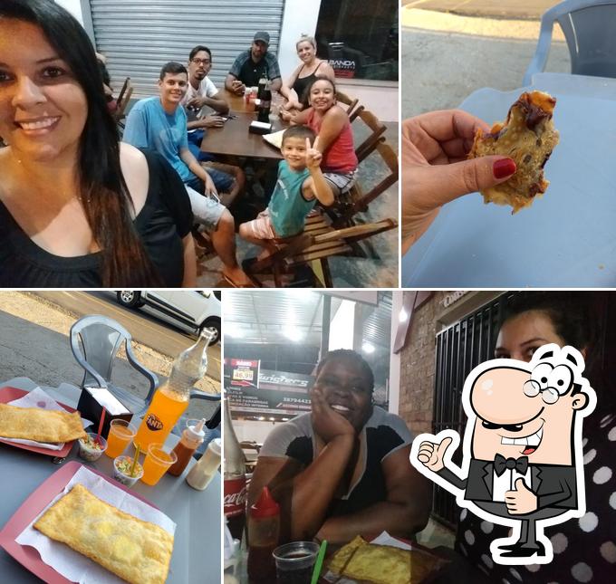 See this image of Pastelaria e Sorveteria da Cida