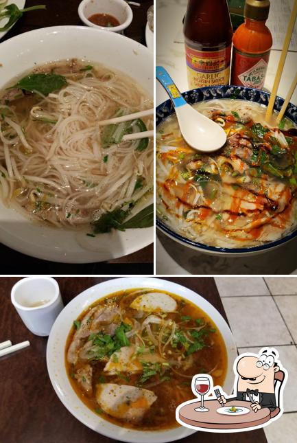 Еда в "Pho Binh"