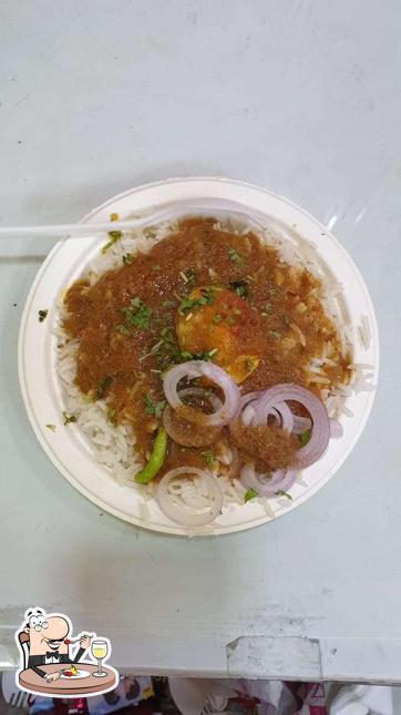 Food at Rajma Chawal