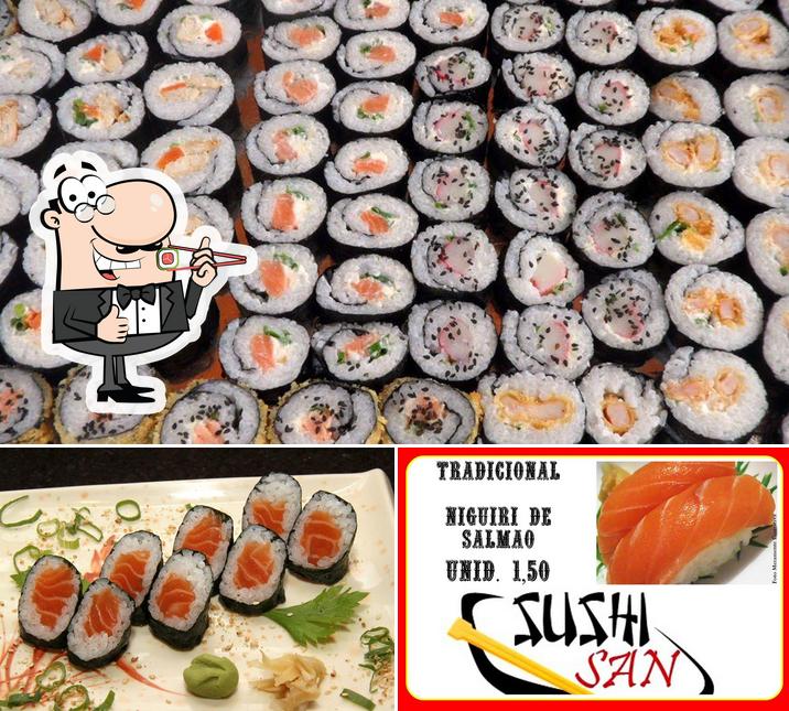 Rolos de sushi são disponibilizados no Sushi San Delivery