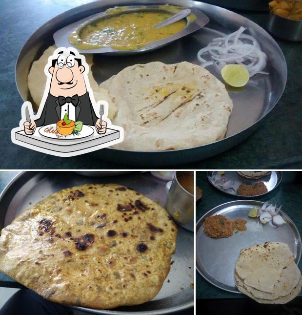 Food at Roti Ghar Restaurant