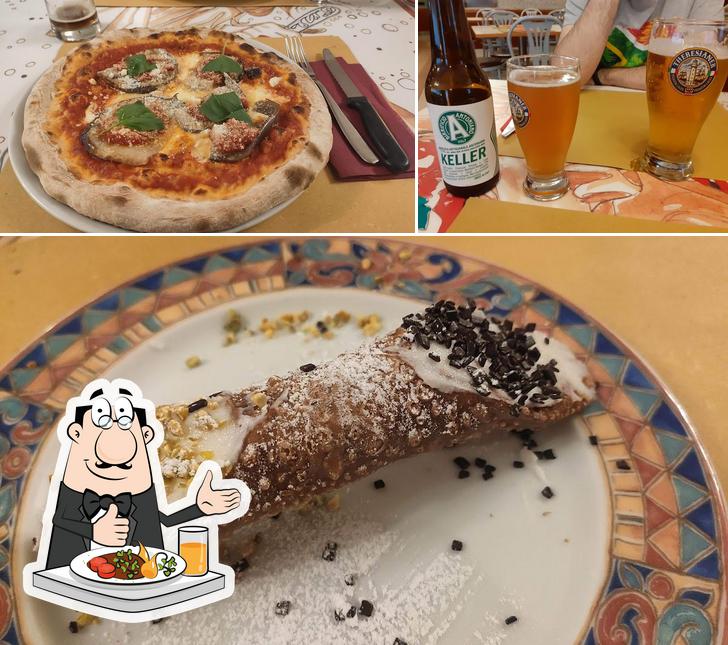 Tra le varie cose da Jolly si possono trovare la cibo e birra