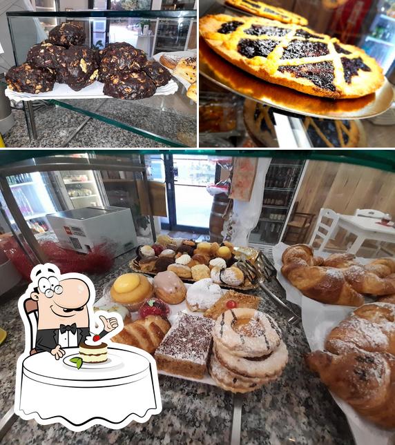 La Botte di Mirko e Elena serve un'ampia varietà di dolci