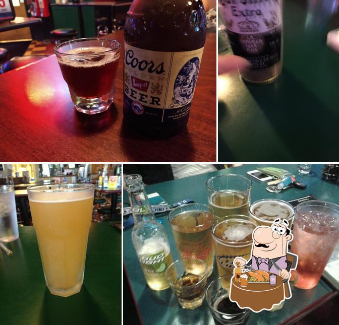 Wing Warehouse Sports Bar Stow, 4050 Fishcreek Rd in Stow Restaurant menu and reviews