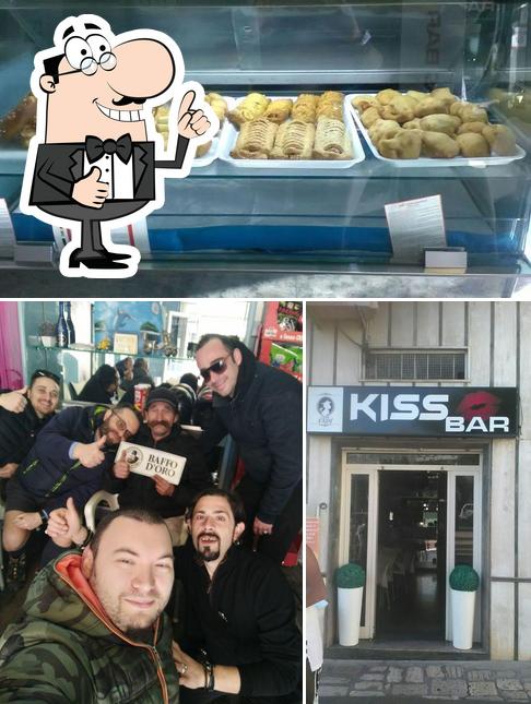 Vedi la immagine di Kiss Bar