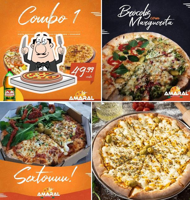 Escolha pizza no Pizzaria Amaral