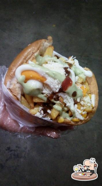 Comida em Hulk Lanches