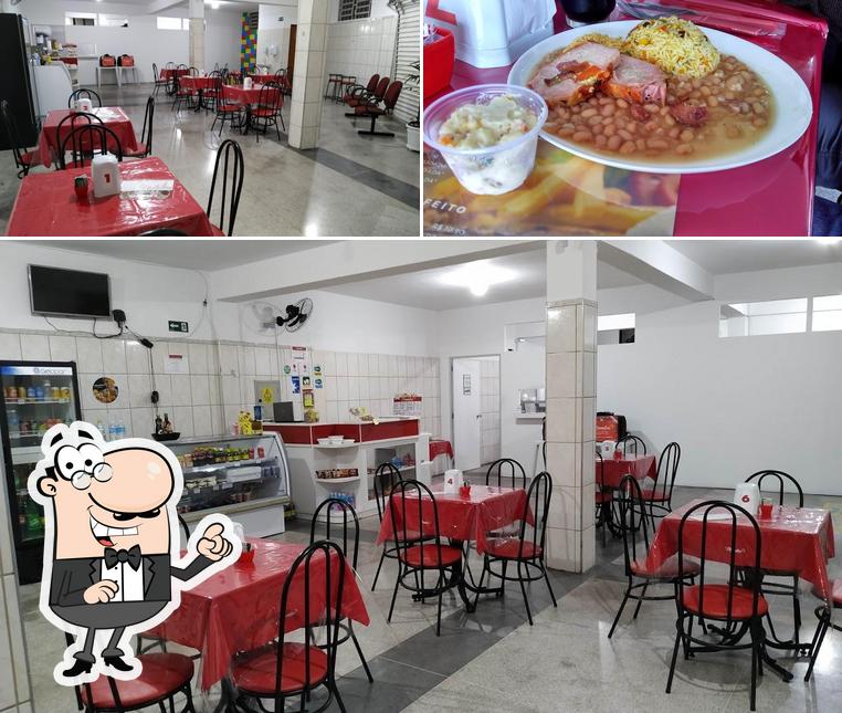 A imagem do Mamitex - Comida caseira de Mãe’s interior e comida