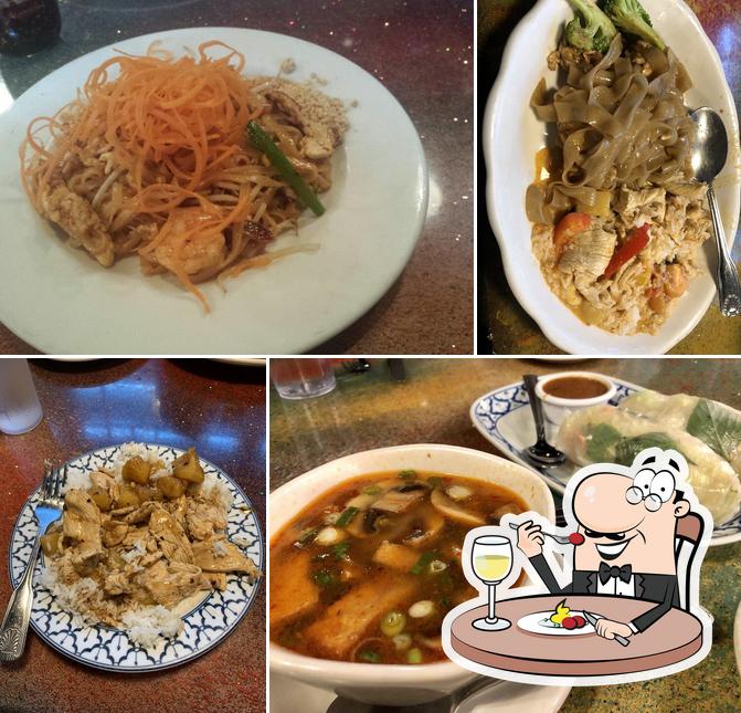 Food at Thai Smile