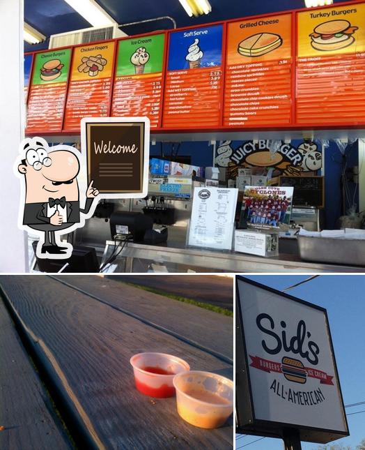Juicy Burger in Glen Cove