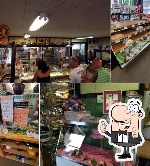 Mackinaw Bakery in Mackinaw City Restaurant reviews
