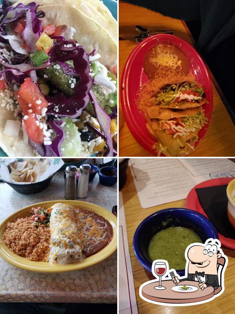 Los Cabos Mexican Grill and Cantina, 300 Riverwalk Terrace 100 in
