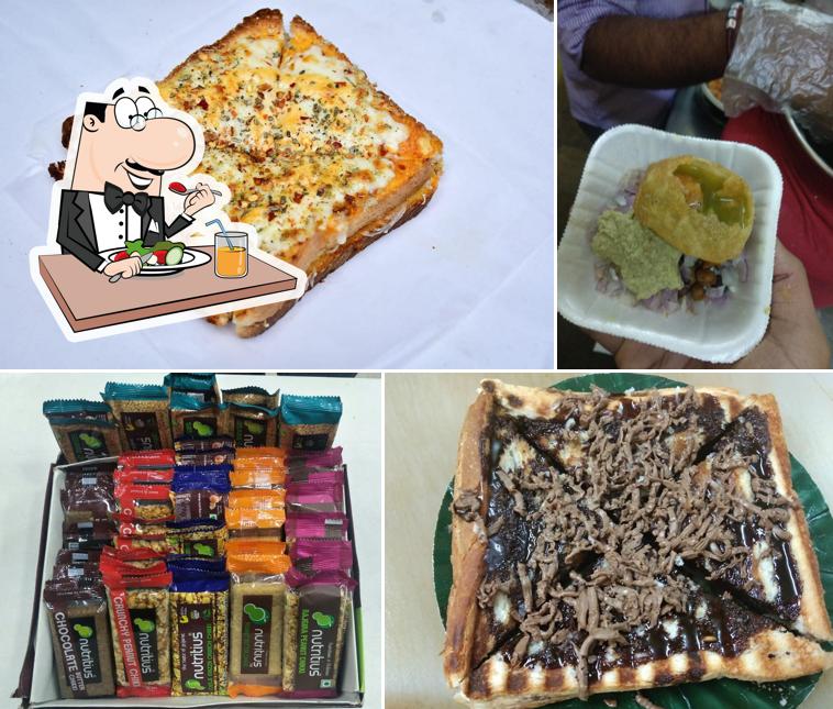 Food at Srishti Snacks