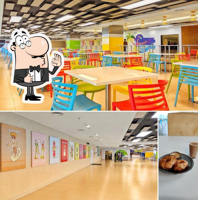 Look at this picture of Lulu Cyber Tower 2 Food Court