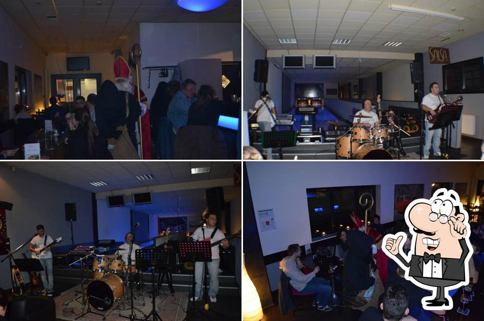 Bar lounge latinos